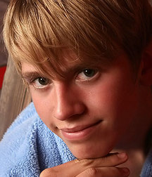 Cute Boys 5a3f3c6fd6bf3.jpg