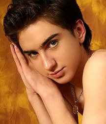Cute Boys 5a3f3c773958f.jpg