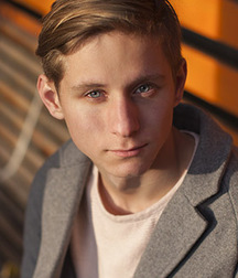 Cute Boys 5a3f3c7812a19.jpg