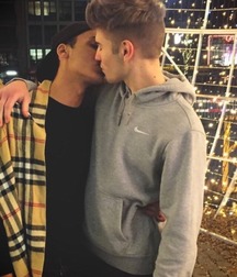 Beautiful Kissing Shots 5a427ee1ca77b.jpg