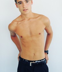 Shirtless Teen  Hunks 5a453031836d2.jpg