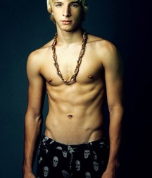 Shirtless Teen  Hunks 5a45304778cf9.jpg