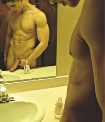 Boys & Selfies 5a47e2faa8d97.jpg
