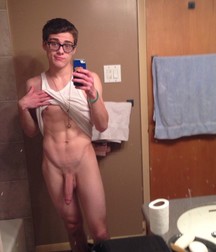 Boys & Selfies 5a47e2fd348ee.jpg