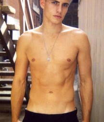 Shirtless & More 5a4ac492998f9.jpg