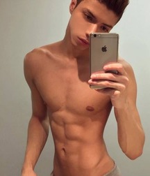 Selfies Not Naked 5a5191d3b3b66.jpg