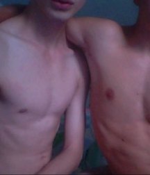Two's 5a529bfdd3bfc.jpg