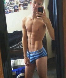 Shirtless Selfies 5a5a1bf70e9aa.jpg