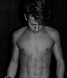 Skins 5a6413ae3e0a6.jpg