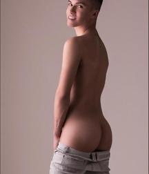 Boy Butt 5a712424390ee.jpg