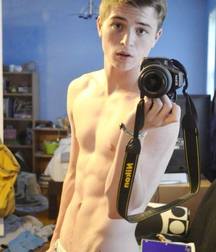 Shitless Boys & Nipples 5a88e12aa8a54.jpg