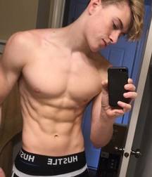 Boys Selfies non-nude 5a88e1648d21c.jpg