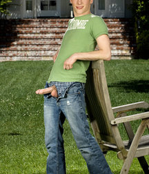 Serious Series of Teen Boys 5a8a40ca6e5a3.jpg