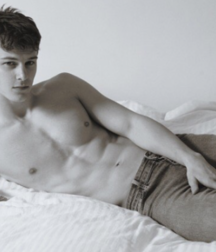 Sexy Boys  5a9de84021e10.png