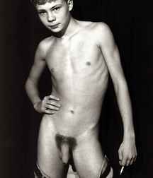 Teen Boys 5a9de8c90a4bd.jpg