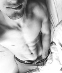Just Sexy Hawt! 5aa3363992bb6.png