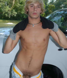 Star Blond Mitch Hart 5aab22366ee96.png
