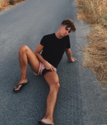 Sexy, Cute Boys 5aac3f75203af.png