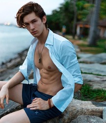 Skins 5aac3fc48404e.jpg
