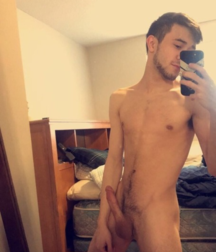 The Quesential Boy Selfie! 5ab037512611a.png