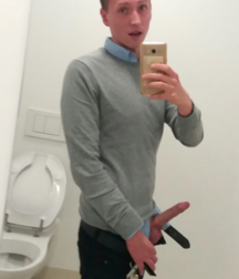Selfies 5abea81c493f4.png