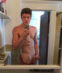 Selfies 5abea830c5f77.png
