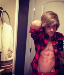 Cute & Sexy Boys 5abef04fbe89c.png