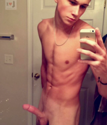 Boys Selfies 5ac2b27052dcb.png