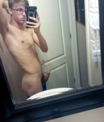 Boys Selfies 5ac2b2799b63b.png