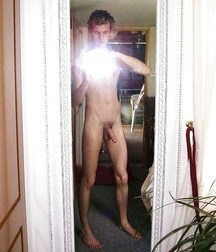 Boys & Selfies 5ad17c2200de6.jpg