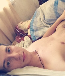 Sexy Guys 5adb3542cdfe7.jpg