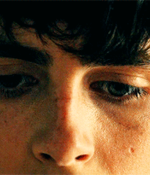 Cute Boys 5ade7d6327a4e.gif