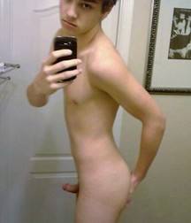 Boy Selfies 5ae0659723ac8.jpg
