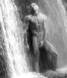 B&W Sexy Beauty 5af2328161a07.jpg