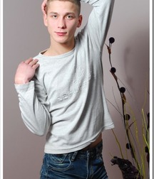 Naked Teen Boys 5afb9443d6af7.jpg