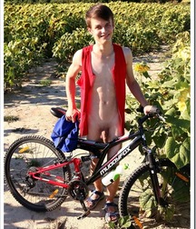 Naked Teen Boys 5b0078050d9b0.jpg