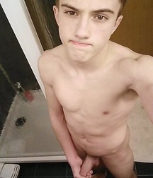 Boys and Selfies 5b0bf5ad9c9a5.jpg
