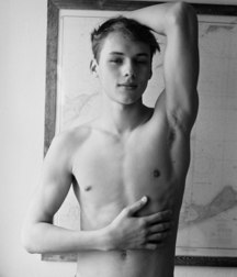 Shirtless Teen Twinks 5b0c9b38717e7.jpg