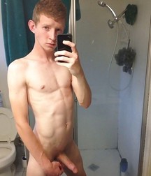 Guys Can't Resist Mirrors 5b132357962bc.jpg