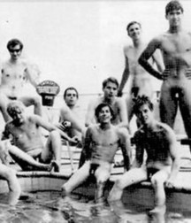 Nude Swimming & Vintage 5b1c7556d6670.jpg