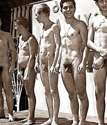 Nude Swimming & Vintage 5b1c755da5cf5.jpg