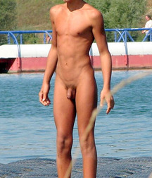 Boy Nudists 5b29b08044bba.jpg