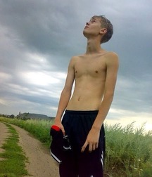 Cute Boys 5b2af2a087ef7.jpg