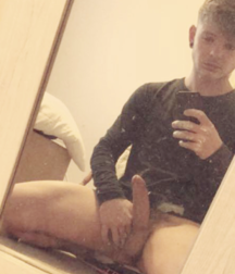 Boys & Selfies 5b2ef7cda0403.png