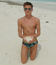 SI Swim Suit Edition 5b3d0135260b3.jpg