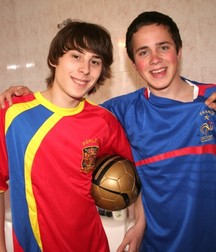 Naked Teen Boys in Series' 5b40f8d6b532b.jpg