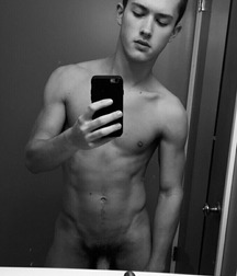 Boys N Selfies 5b4296325c3fb.jpg