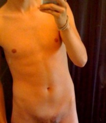 Boys N Selfies 5b42965a6ce9a.jpg