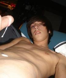Selfie Boys 5b4bf5ebbaa49.jpg