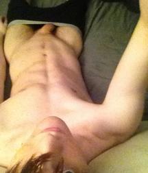 Selfie Boys 5b4bf60ff012e.jpg
